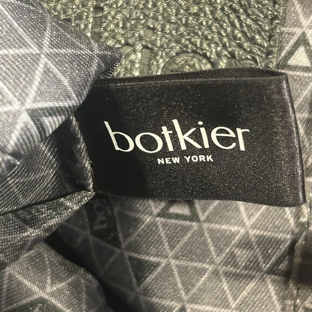 Botkier Hobo Bag Womens Large Black Pebbled Leather Shoulder Purse Dust Bag